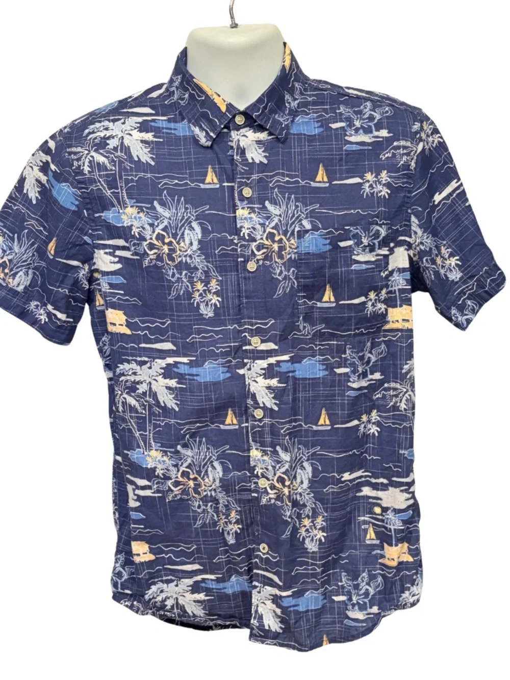 IZOD Saltwater Men’s Size M. Tropical 100% Cotton - Picture 2 of 8